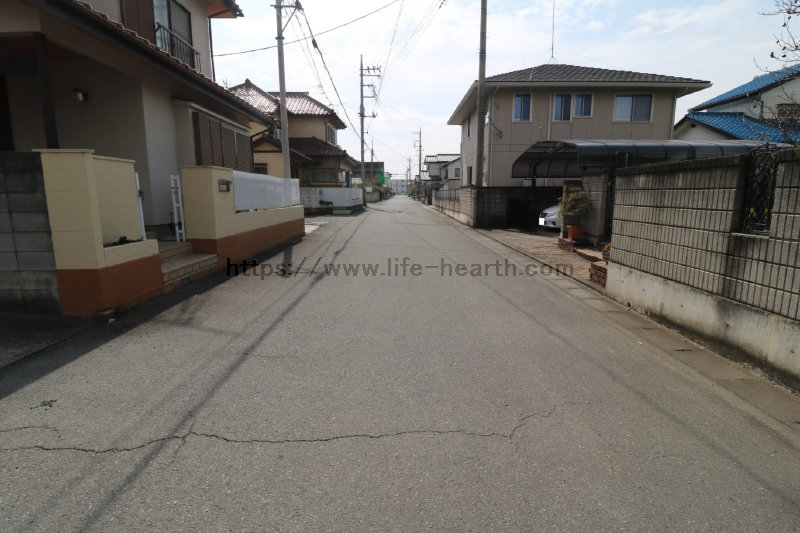 西側接道道路状況