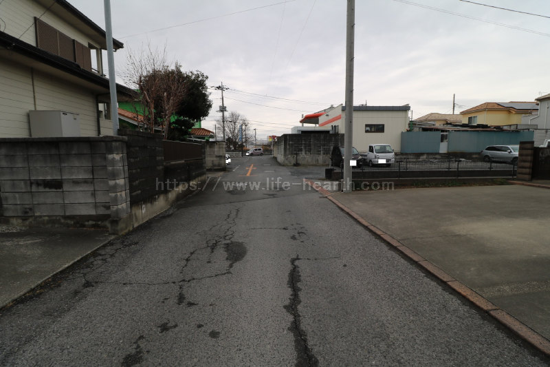 西側接道道路状況