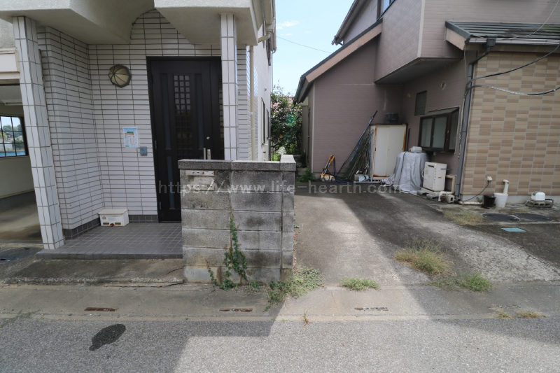 西側隣接状況