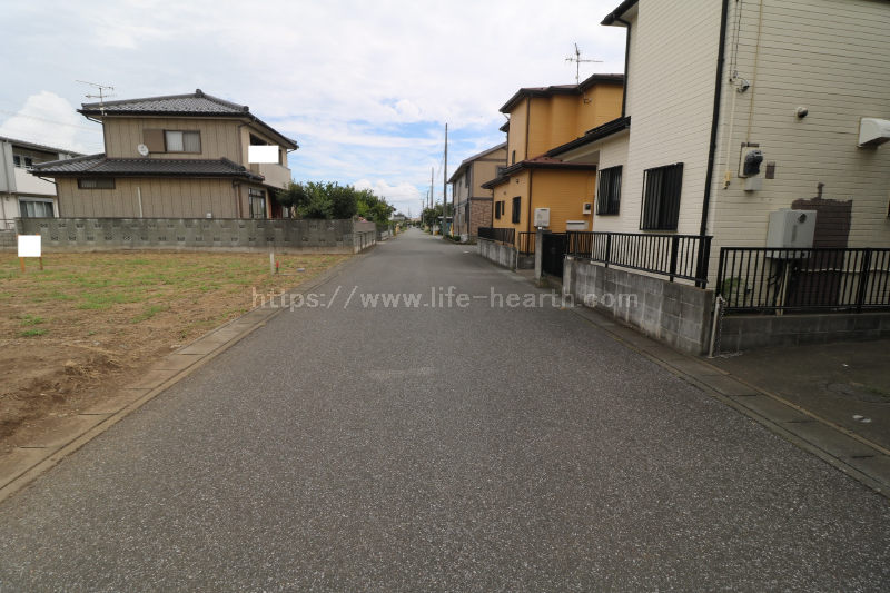 南側接道道路状況
