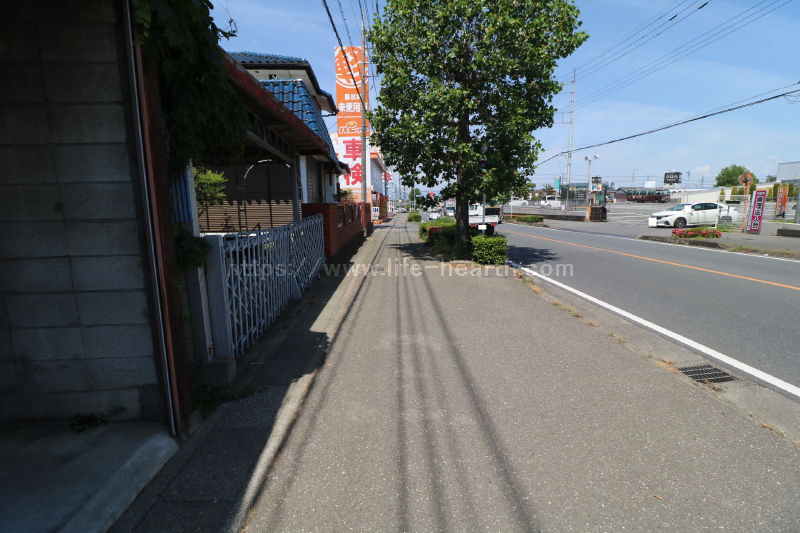 東側接道道路状況