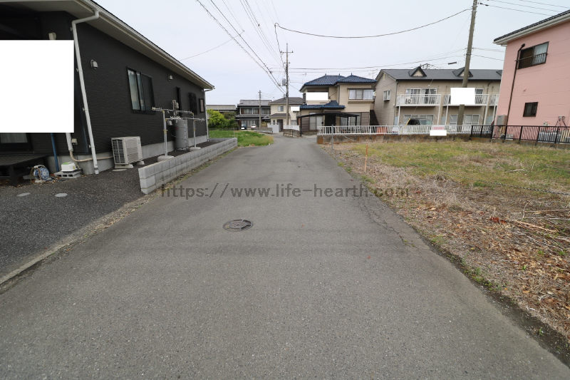 西側接道道路状況
