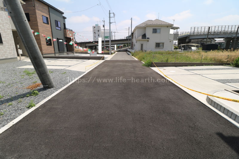 南側接道道路状況