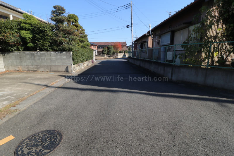 南側接道道路状況