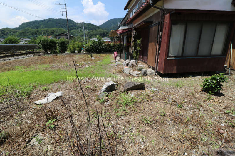 東側正面土地