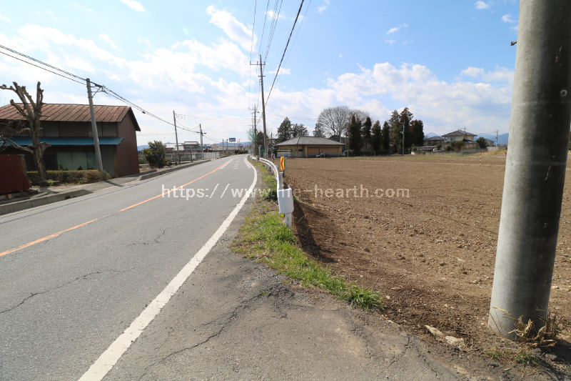 東側接道道路状況
