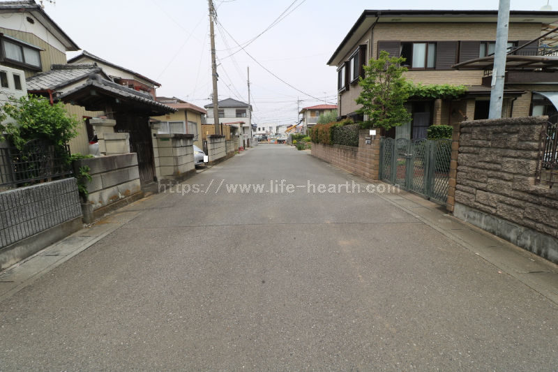 東側接道道路状況