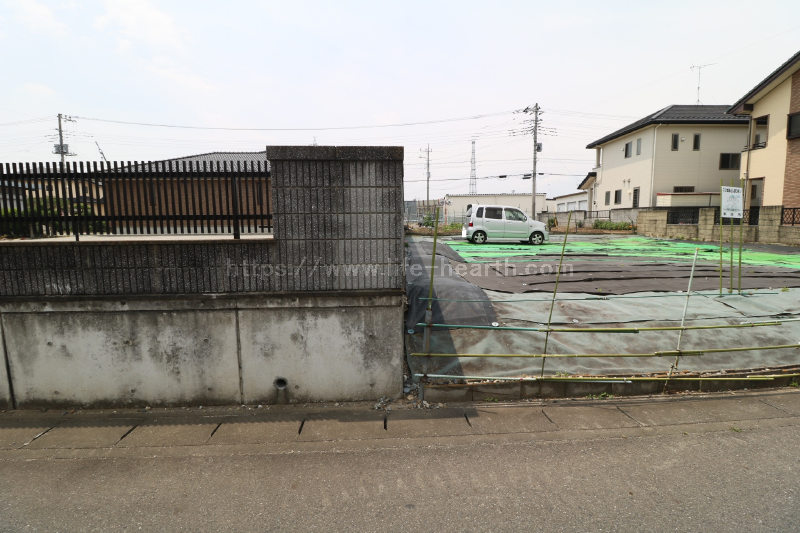 東側隣接状況