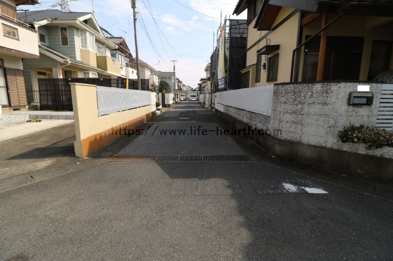 南側接道道路状況