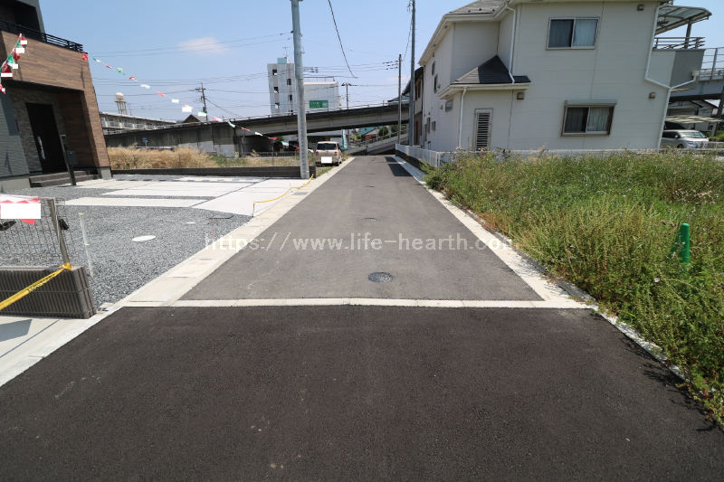 南側接道道路状況