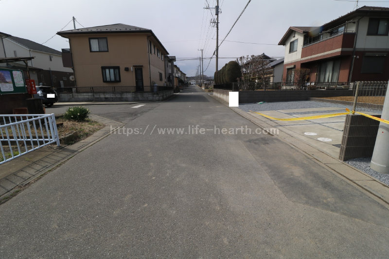 南側接道道路状況