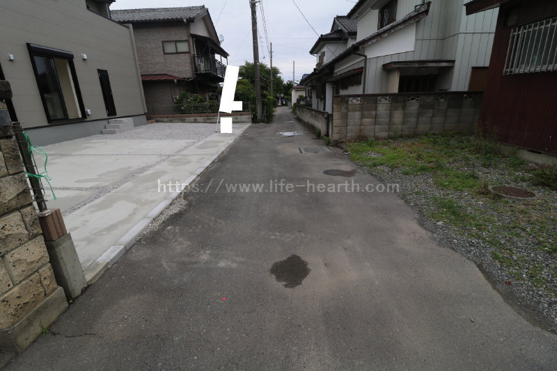 南側接道道路状況