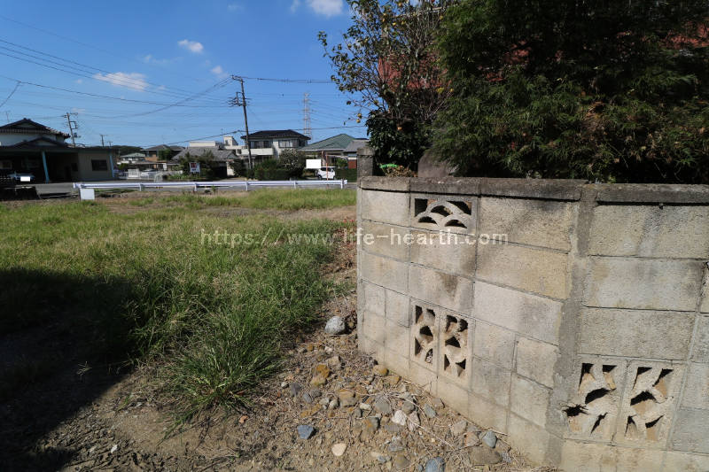 東側隣接状況