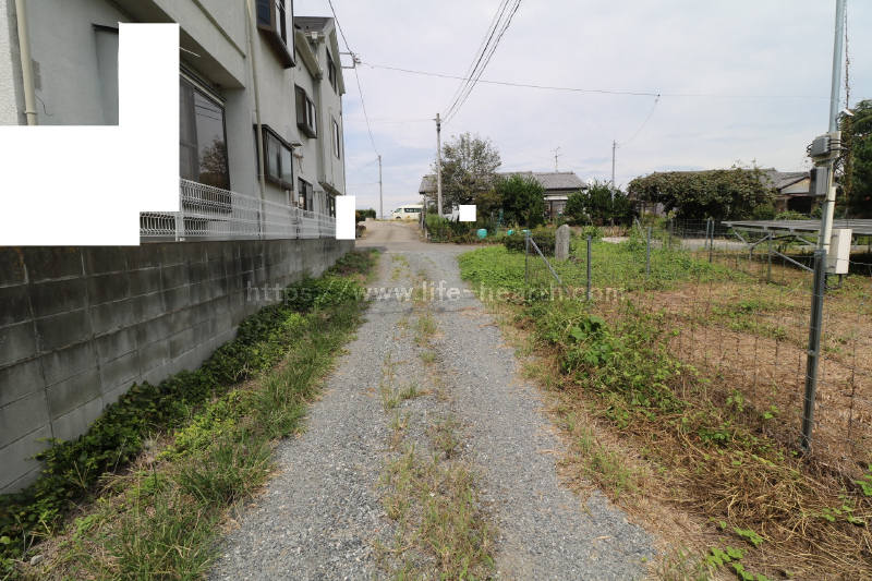 東側接道道路状況