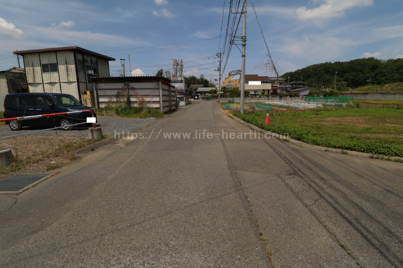 西側接道道路状況