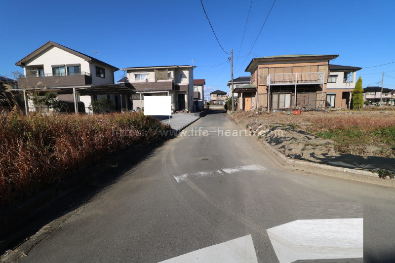 西側接道道路状況