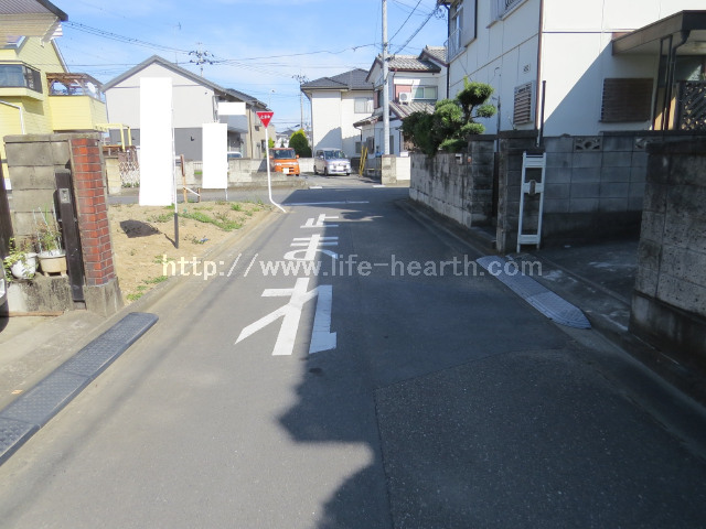 南側接道道路状況