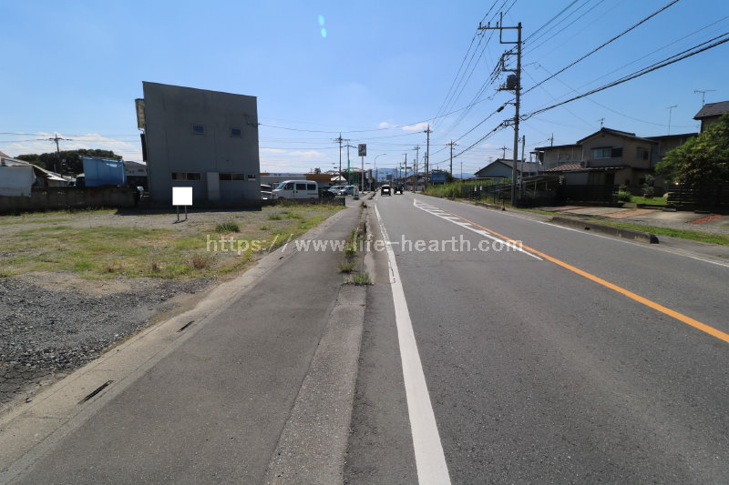 西側接道道路状況
