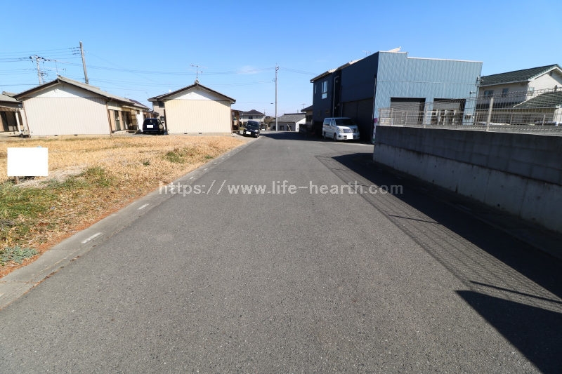 南側接道道路状況