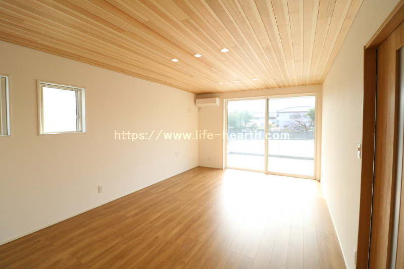 リビングダイニング