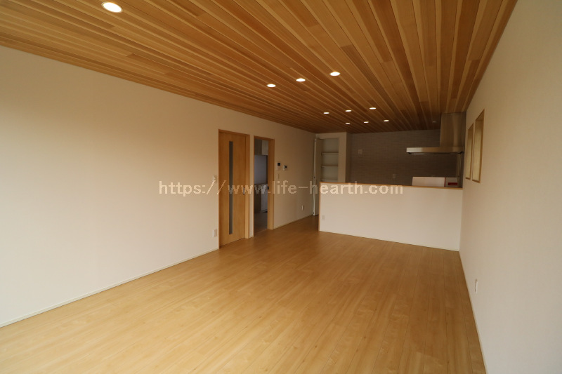 リビングダイニング