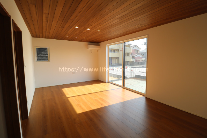 リビングダイニング