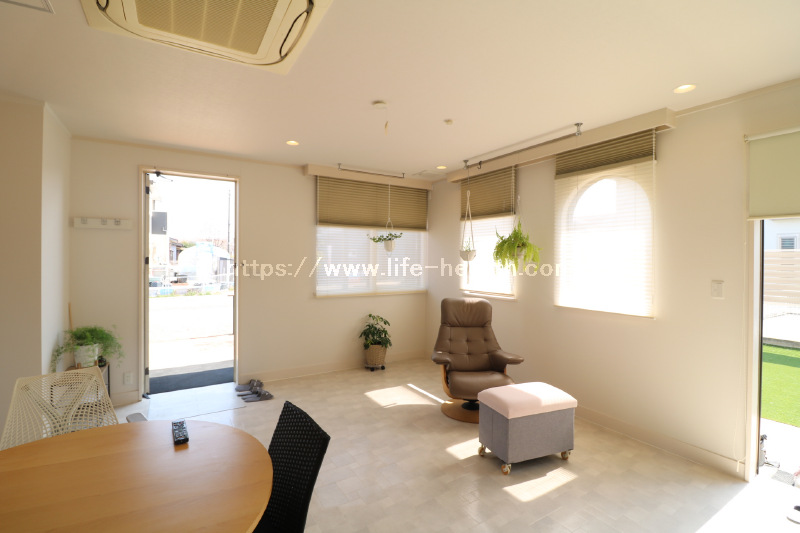 リビングダイニング