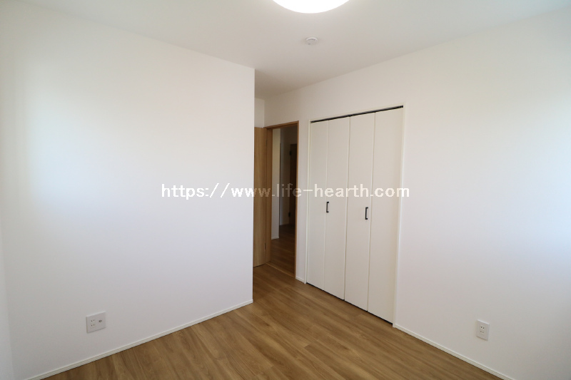 ２階北西角洋室