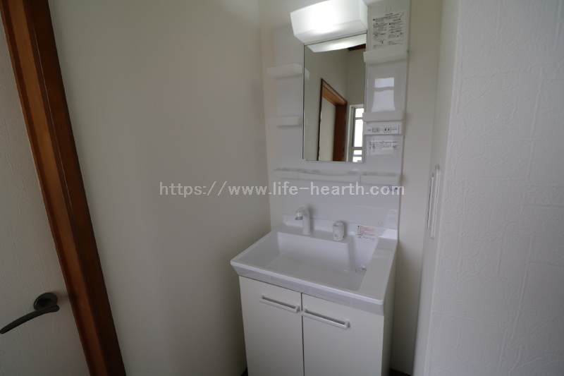 ２階洗面化粧台