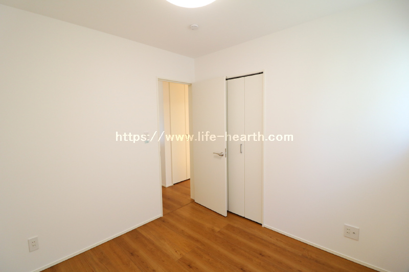 ２階北西角洋室