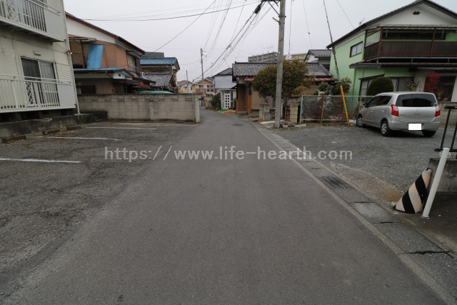 西側接道道路状況