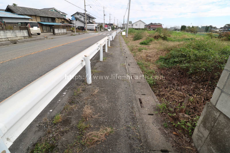 北側接道道路状況
