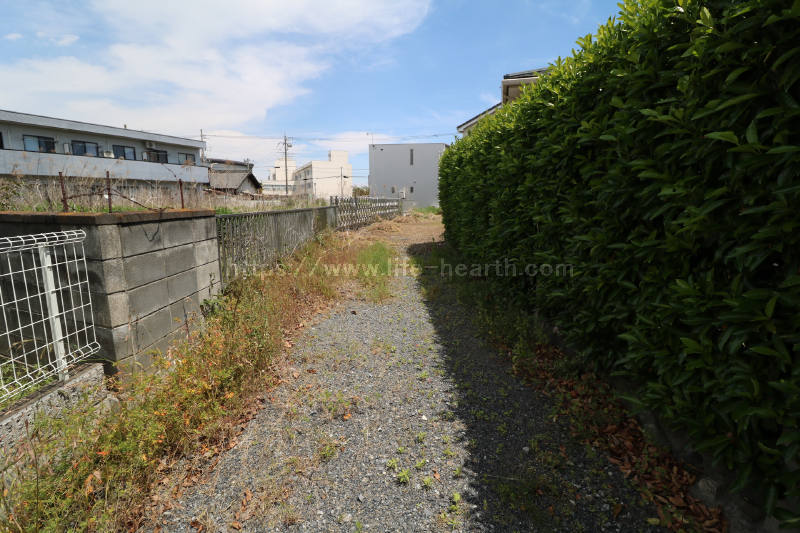 南側接道道路状況