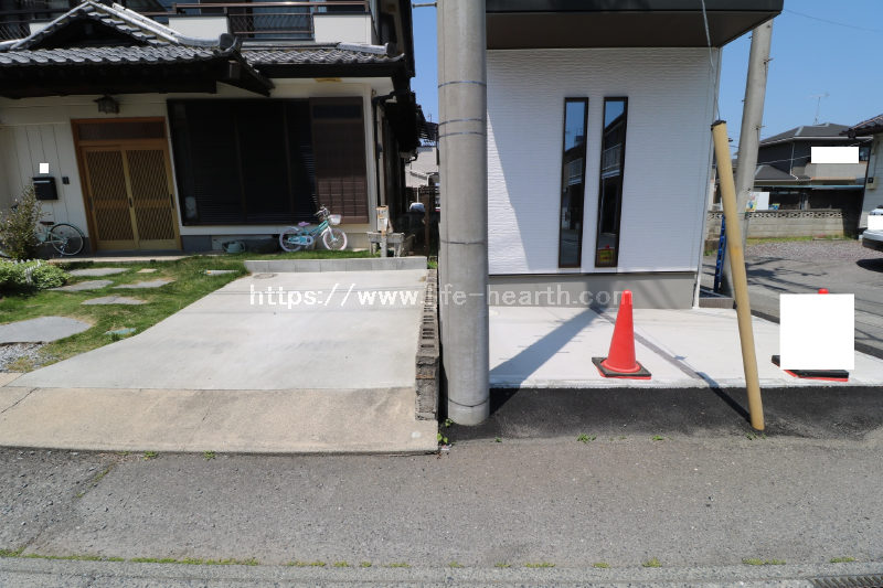 西側隣接状況