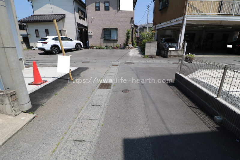 南側接道道路状況