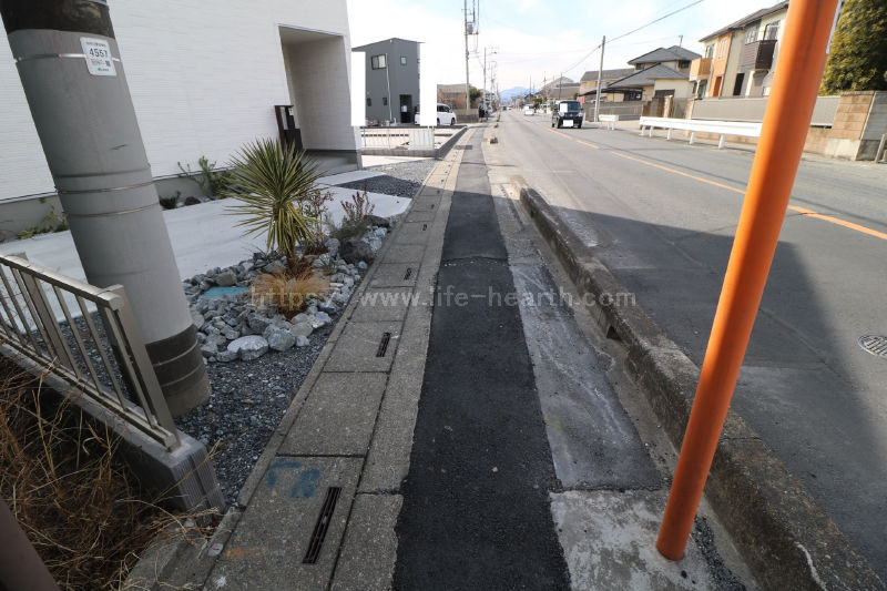 北側接道道路状況