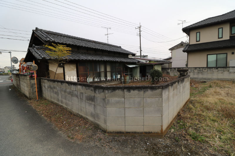 西側正面土地