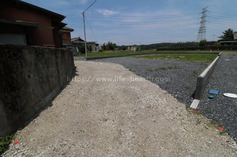 南側接道道路状況