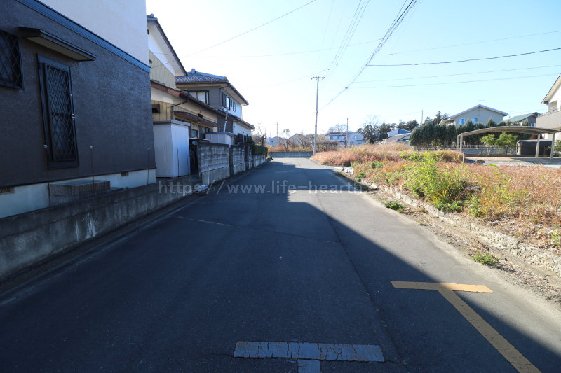 南側接道道路状況